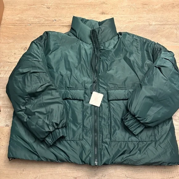 Fabletics Green Puffer Jacket - Picture 1 of 5